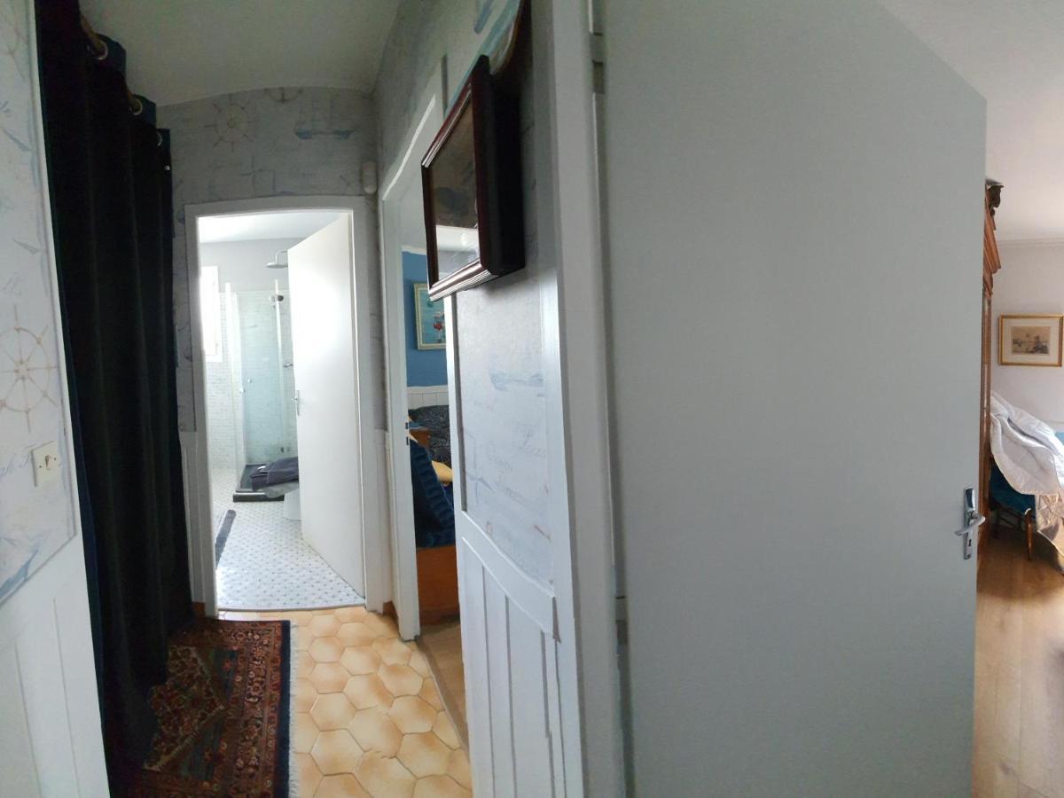 Le Petit Manoir Bed & Breakfast Vaux-sur-Mer Exterior photo